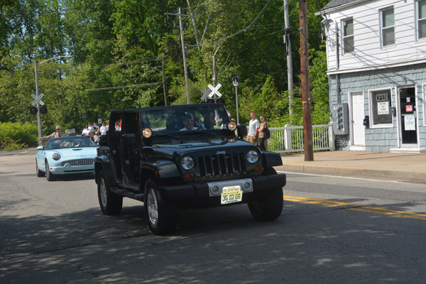 MEMORIAL PARADE-05-#150CD12